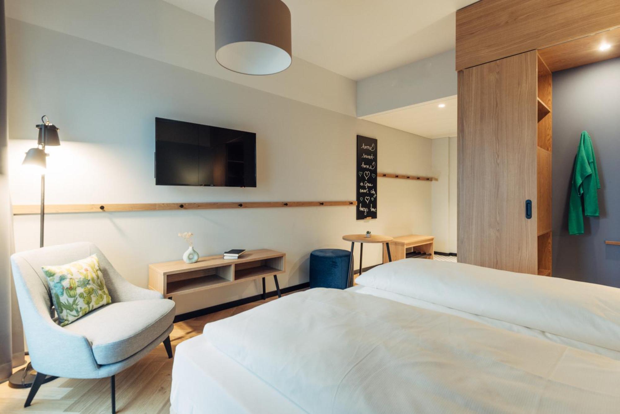 Harry'S Home Graz-Smart City Hotel & Apartments Экстерьер фото